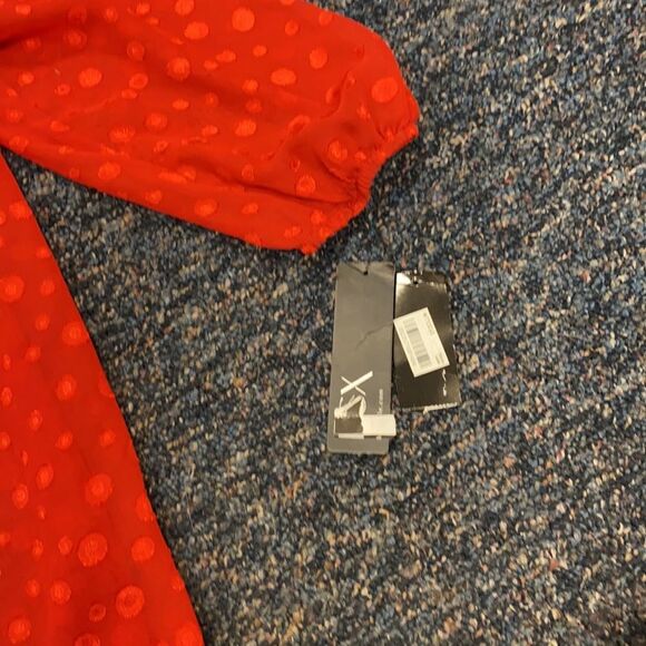 BCX Red Sheer Chiffon Top sz. M NWT - Picture 3 of 5